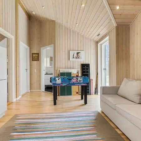 8302-kolind-falkevej-34 * Kolind