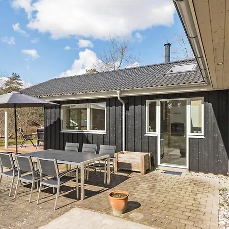 8302-kolind-falkevej-34 * Kolind