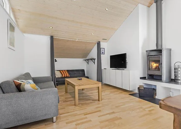 8302-kolind-falkevej-34 * Kolind